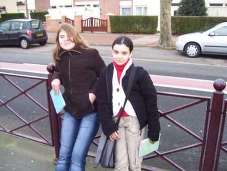 Isa et Dana Carnet A la Main